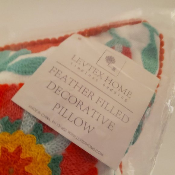 Levtex Home Throw Pillow 18" x 18"  Peacock Flowers Cotton Multi Color - Picture 4 of 11